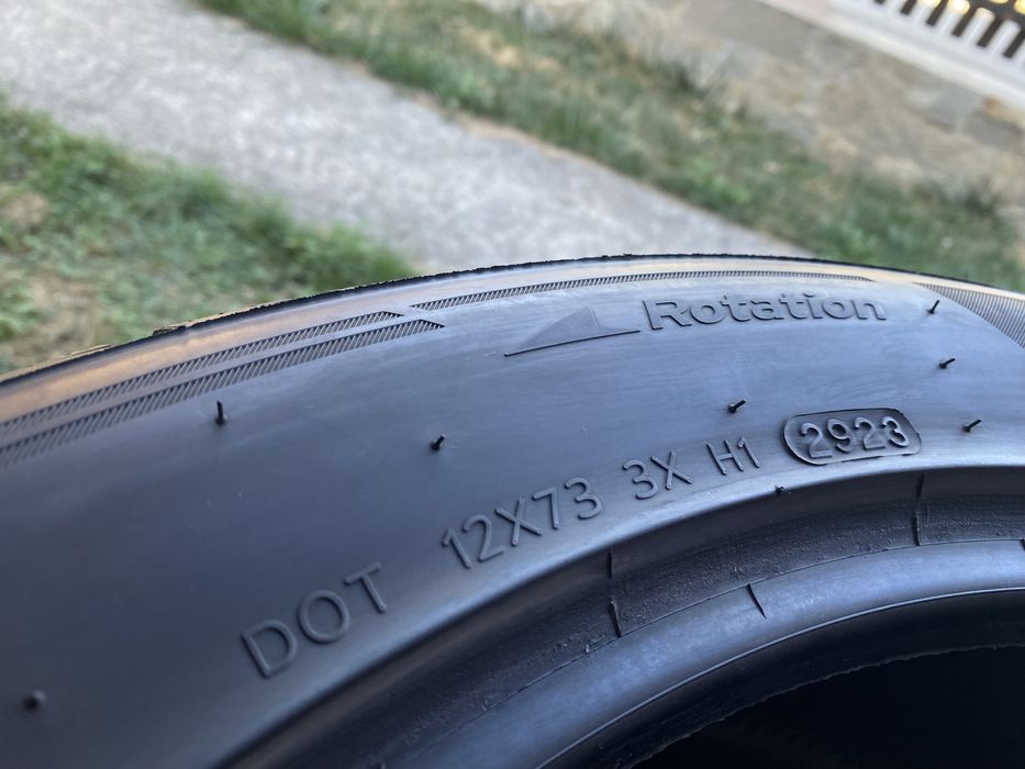 2бр. Зимни гуми 305/40/20 Hankook Winter i*Cept Evo 3 XL 112V DOT2923