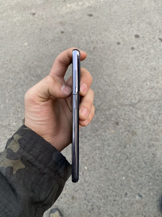 Samsung S21   5G  256gb