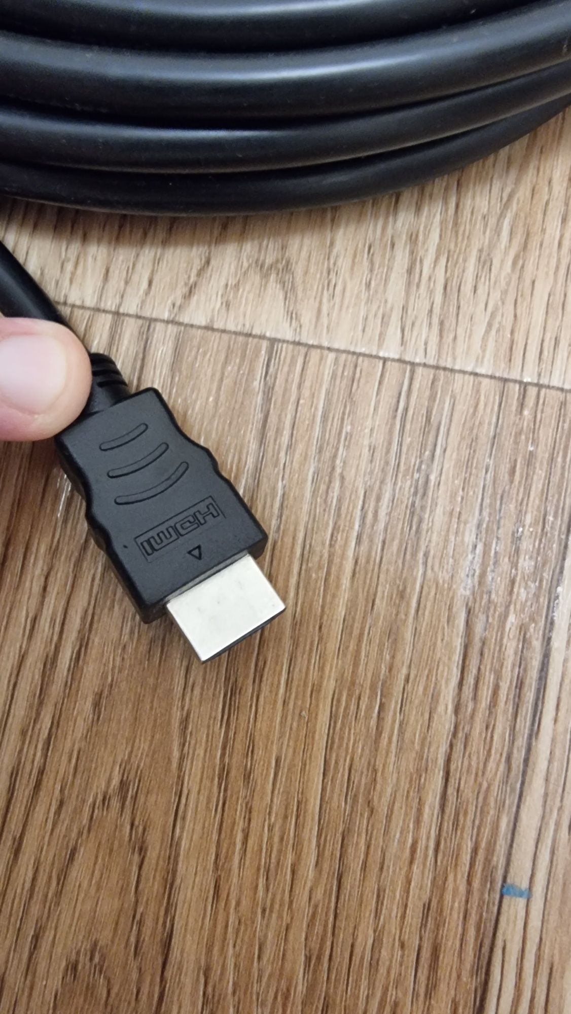 Продам кабель HDMI