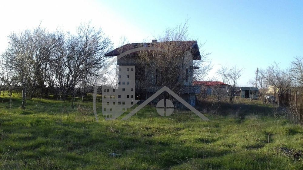 Къща в Варна, област-с.Изгрев площ 110 цена 53000