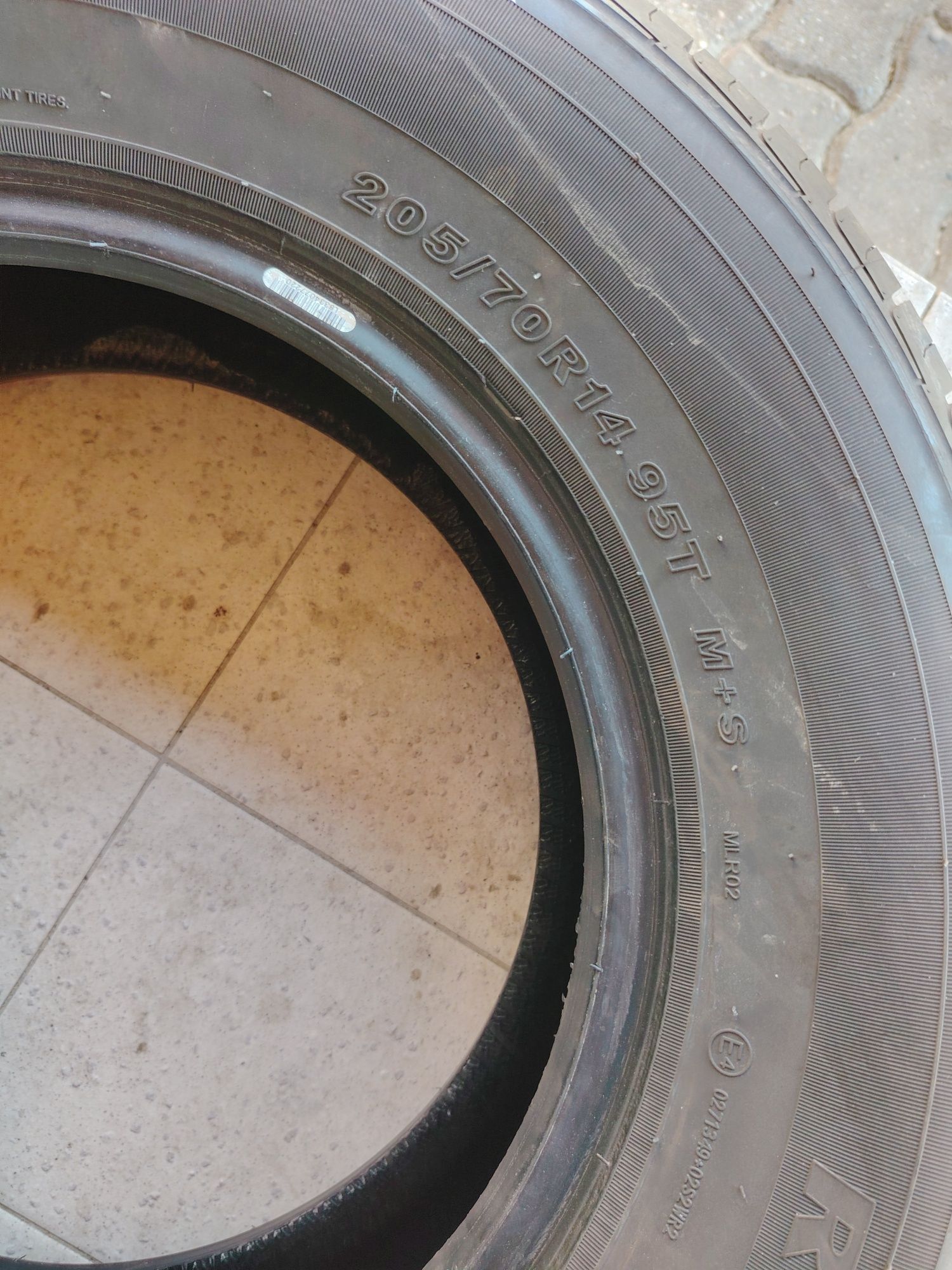 205/70 R14 M+S Goodride