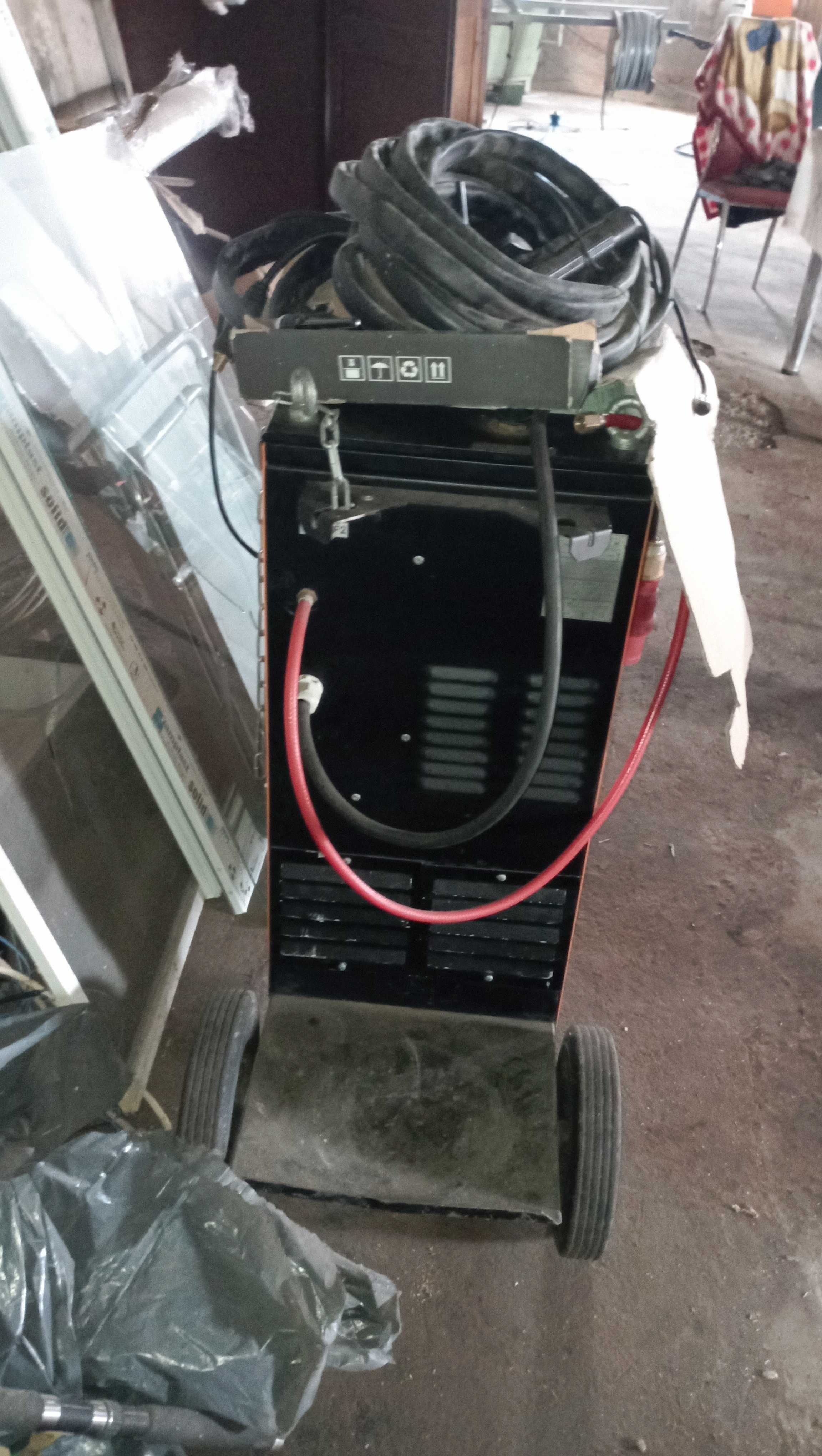 Aparat sudura TIG 420DC trifazat, racire apa.