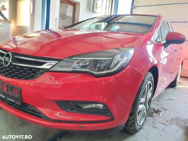 Far stanga opel astra k