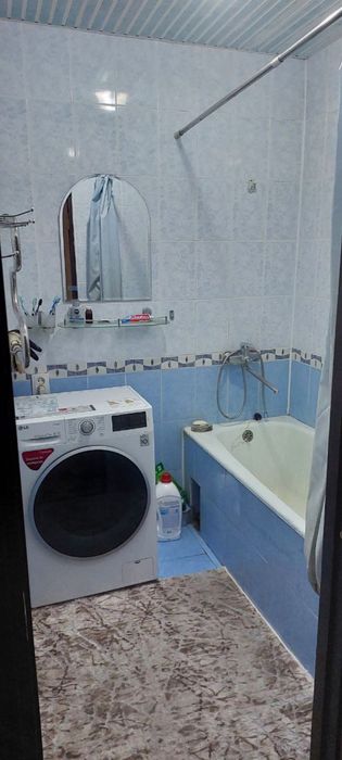 Продается квартира возле базара Рисовый