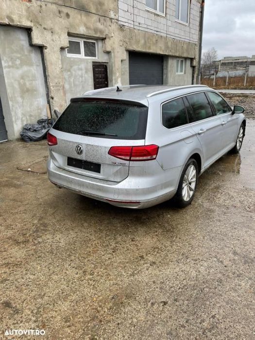 Dezmembrez volkswagen passat b8 2016 Piese din dezmembrari vw passat b8 2016