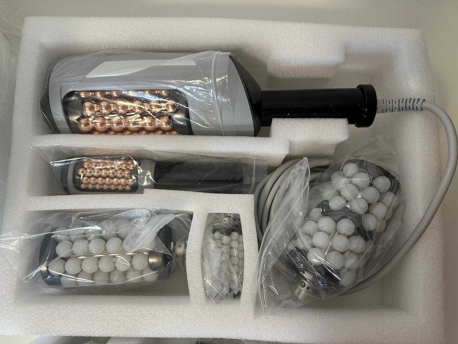 Aparat profesional anticelulitic cu role