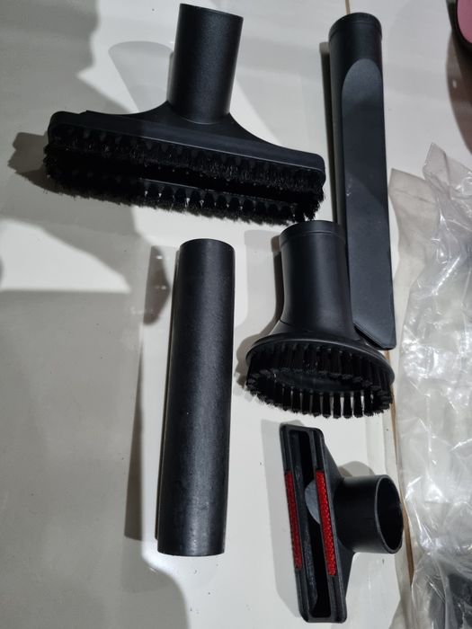Aspirator Henry/Hetty  HET 160-11 7.5 Kg 620W ca și nou (UK)