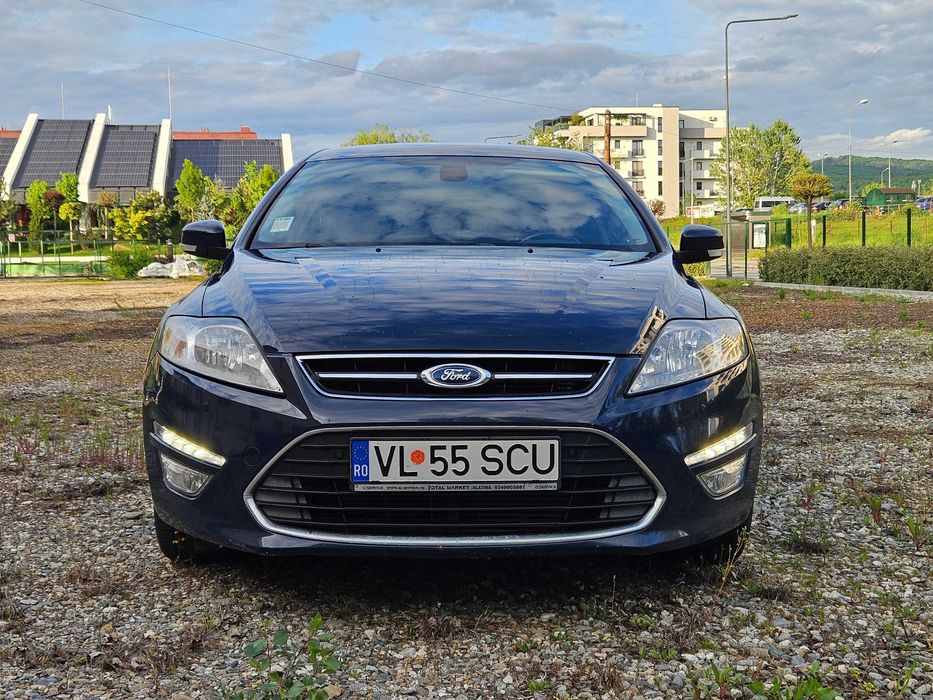 2014 Ford Mondeo 2.0d / 140 CP / Navigatie / Camera