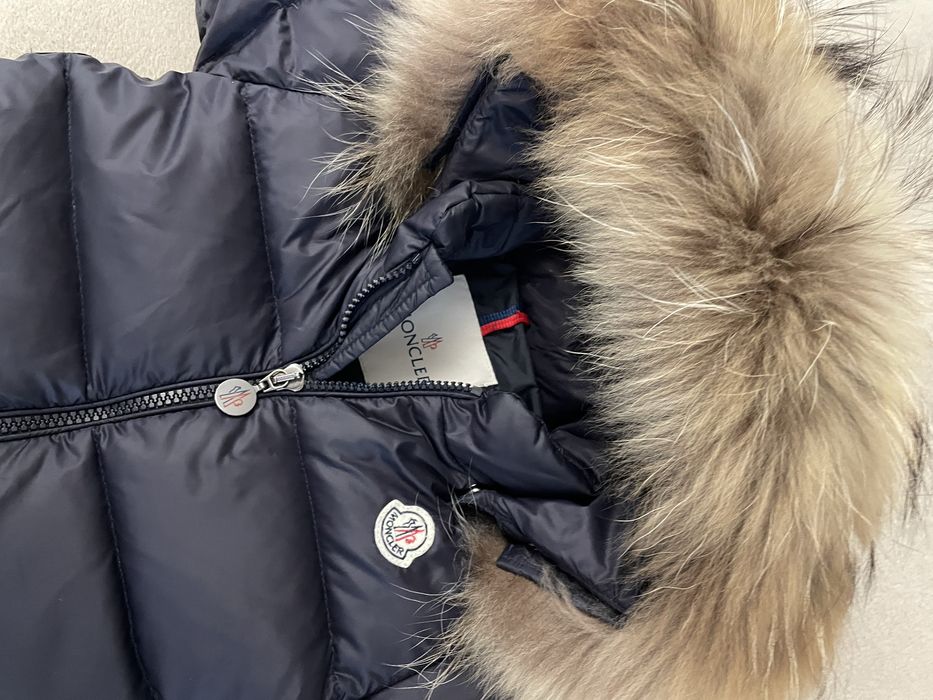 Combinizon  Moncler 6/9 din puf original