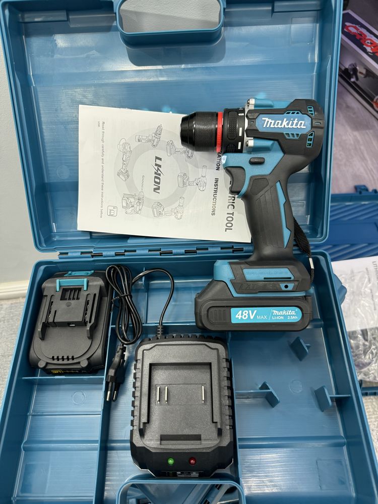 Шруповерты  Makita