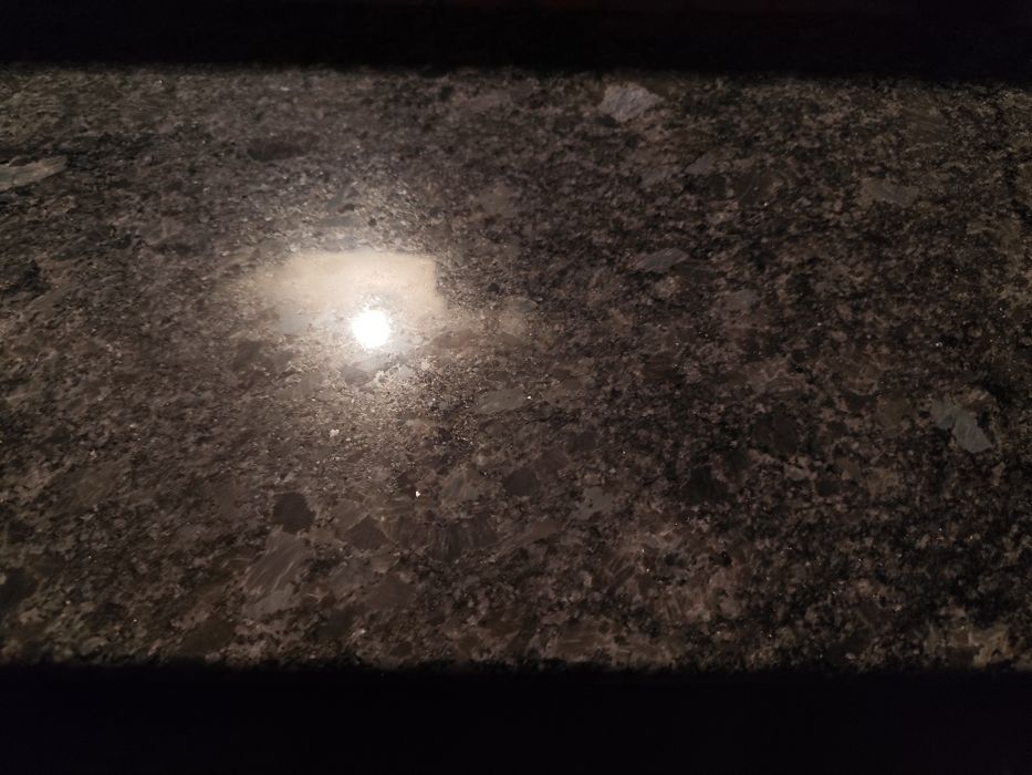 Барплот и столове