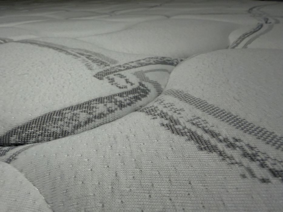 Saltea ortopedica Kring Confort pe arcuri 160x200x20