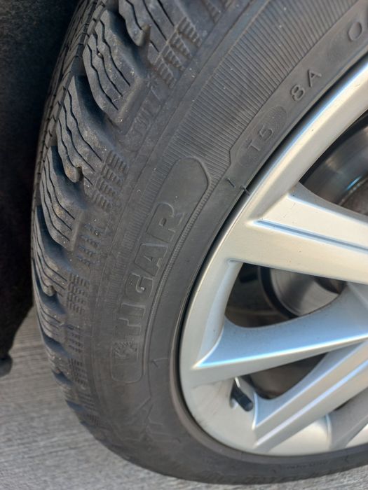 Anvelopa iarna 225 / 45 R17  94V