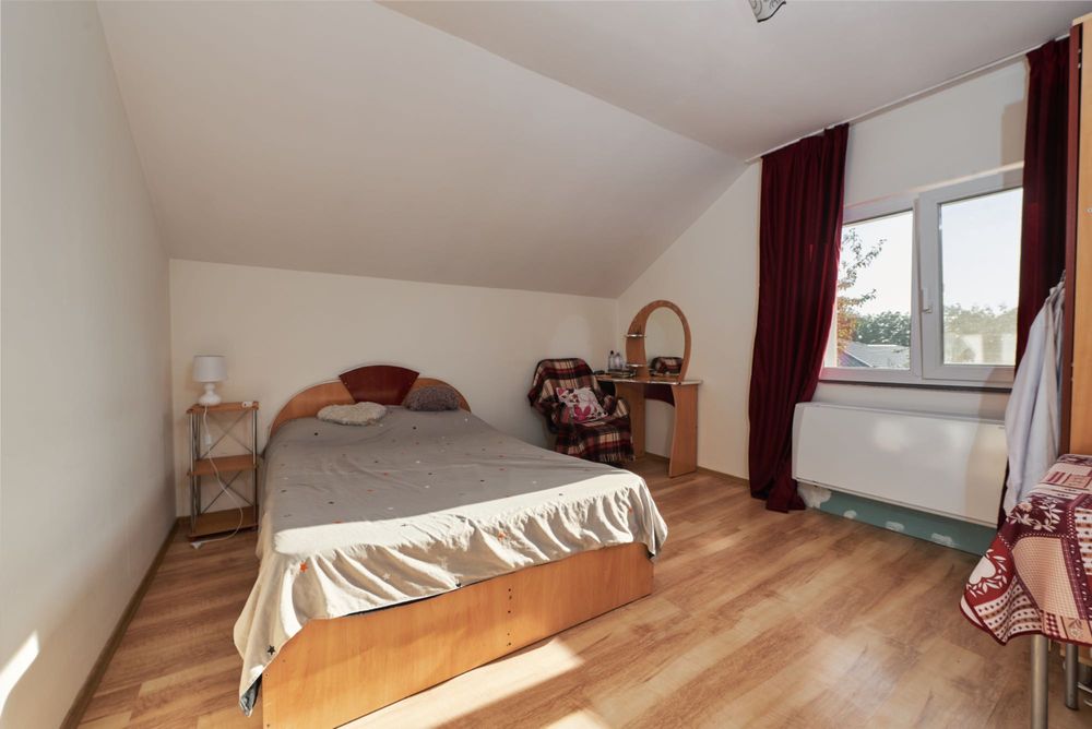 Casă P+E, 142mp, 3 dormitoare, living, teren 500mp, intrare Popricani