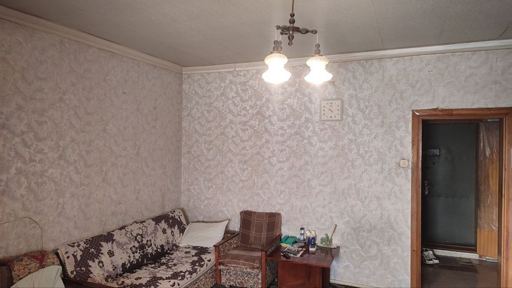 Айбек улица 2х комнатная Ойбек