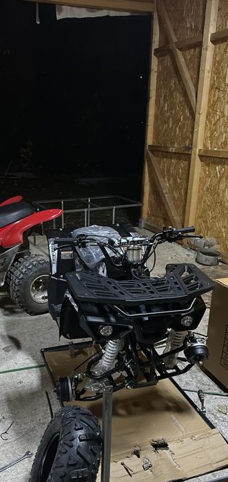 De vânzare atv ,motocros 125cc. Noi în cutie.