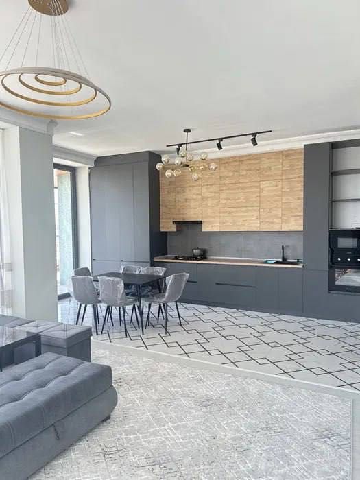 Modern Stroy Продается 2 комнатная квартира ремонт ул.Уста Ширин