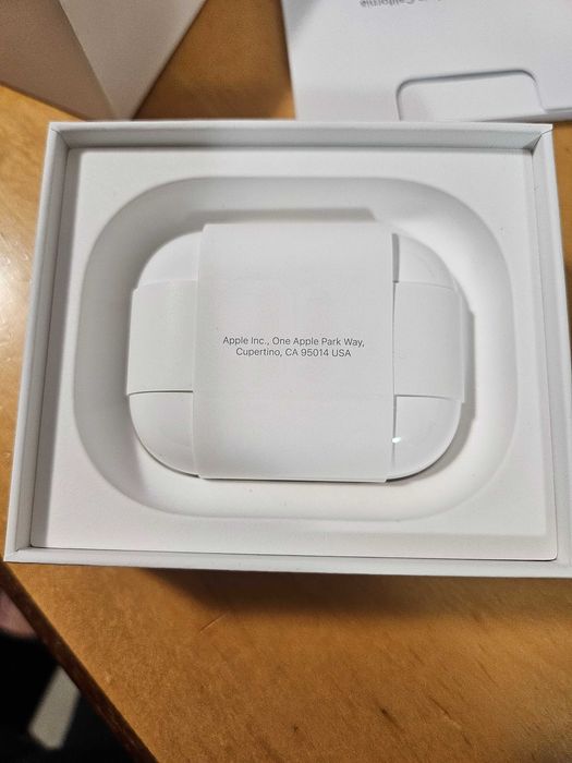 AirPods Pro 3 нови