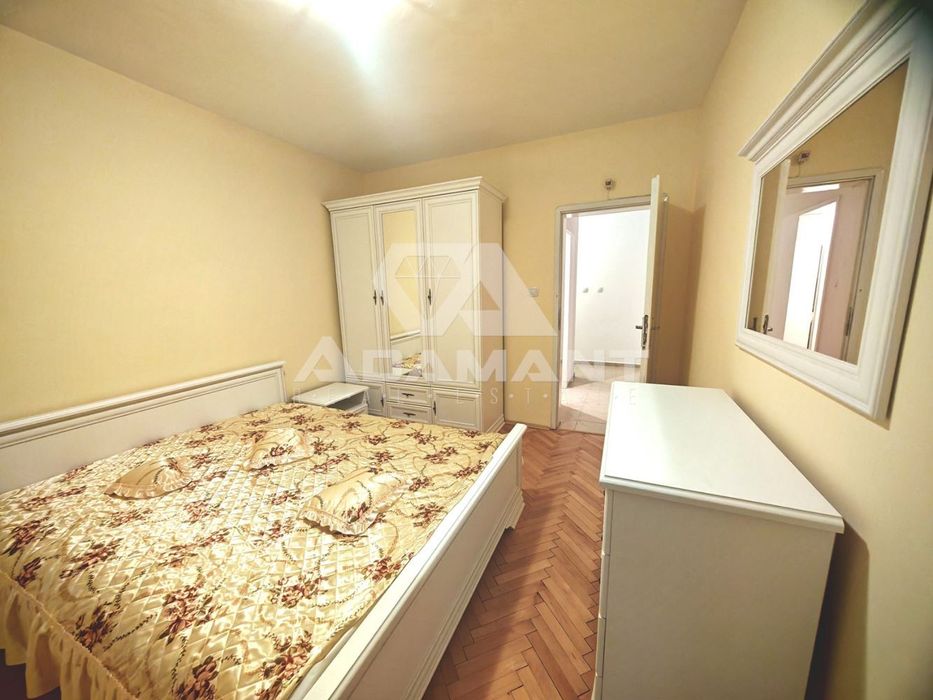Дава се под наем Четиристаен апартамент в София, Банишора - 180 кв.м за 850 € - Снимка #4