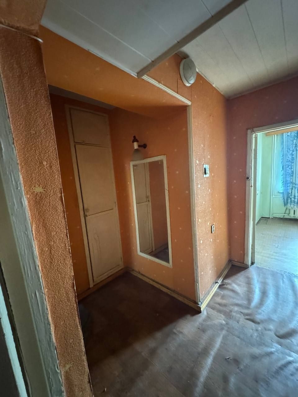 Продается спец.квартира метро Б.И.Й.