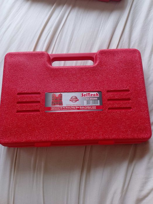 Presa SelTech Spania pentru pistoane(etriere) de frana 22 piese,nouă