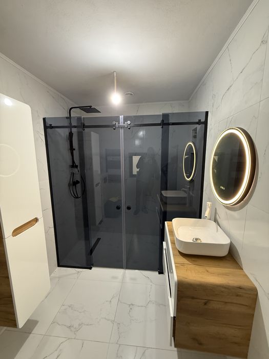 Cabine de dus, balustrada sticla