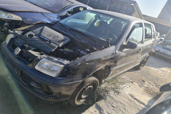 Calculator motor ECU 030906032CK Volkswagen VW Polo a 3-a generatie 6