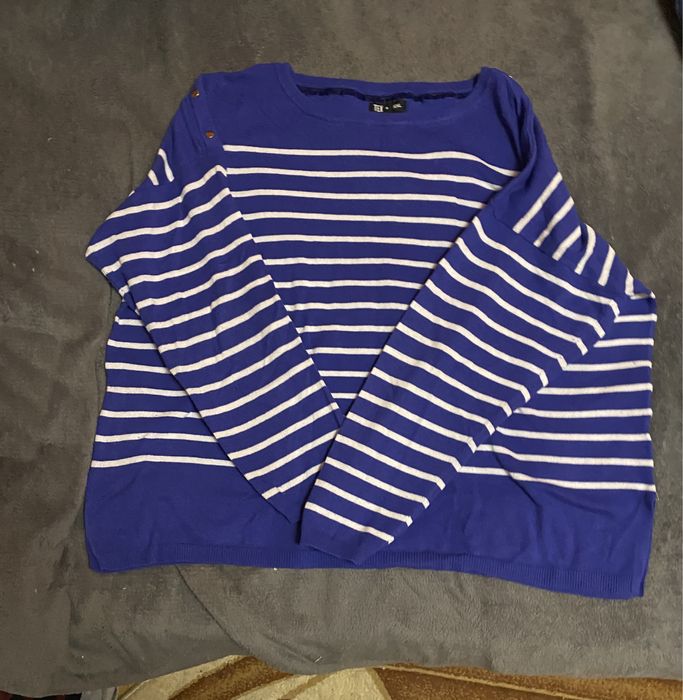 Bluze diferite modele