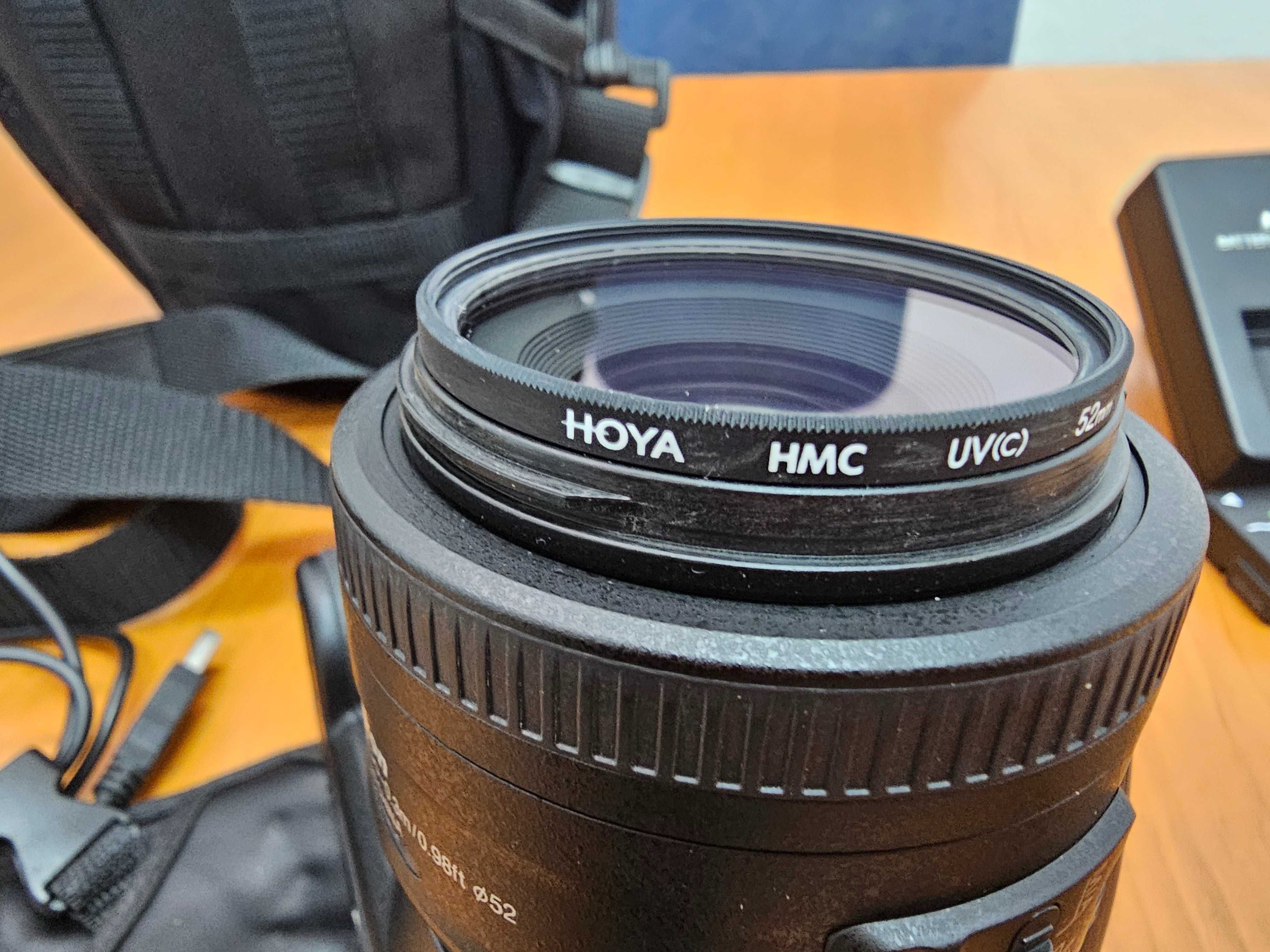 DSLR Nikon D3100, AF-S NIKKOR 18-55mm, 35mm, shutter count 11685