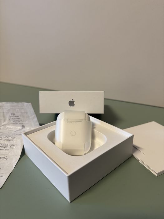 Air pods second generation