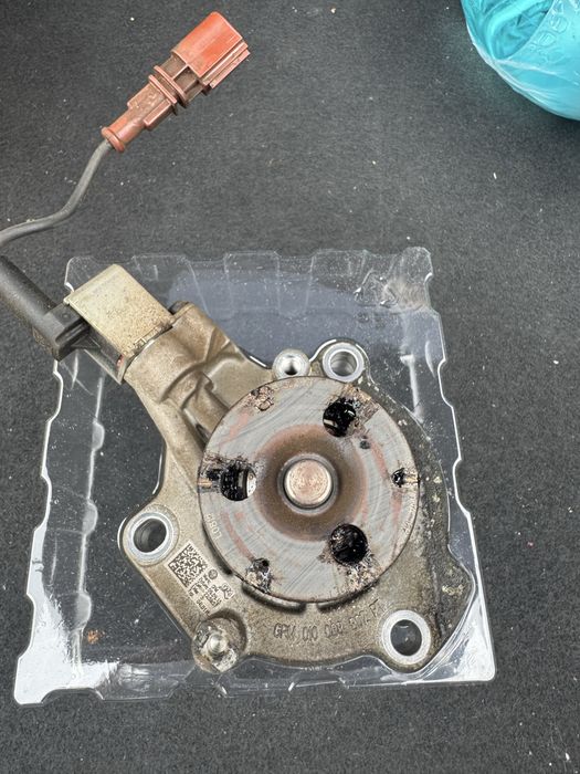 Pompa apa cu senzor originala Audi A5 2015 2.0Tdi 190 cai