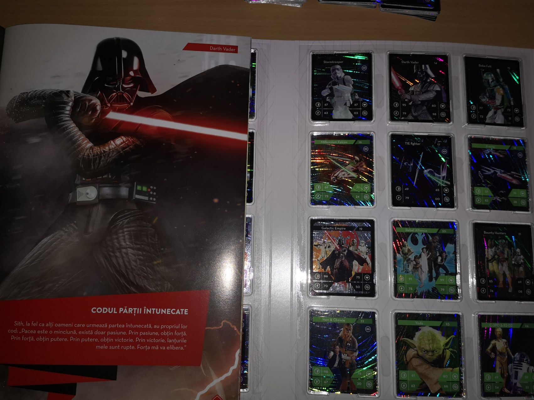 Album cu toate 48 holografice star wars cartonase kaufland complet