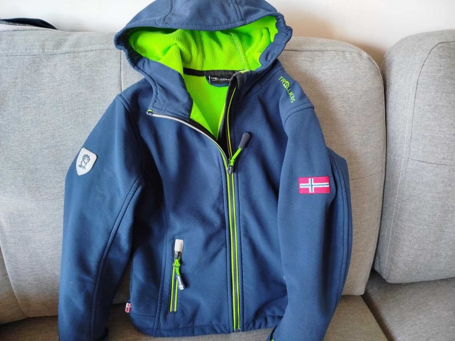 Trollkids - детско яке от софтшел, 116 размер