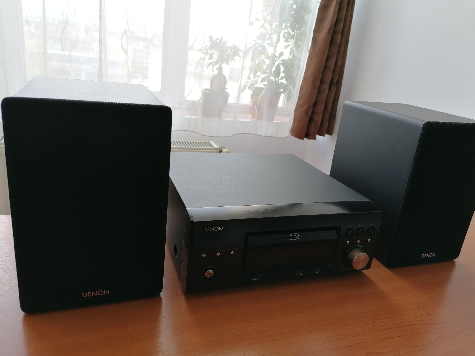 Sistem audio Denon RBD-X1000 cu Blu-ray