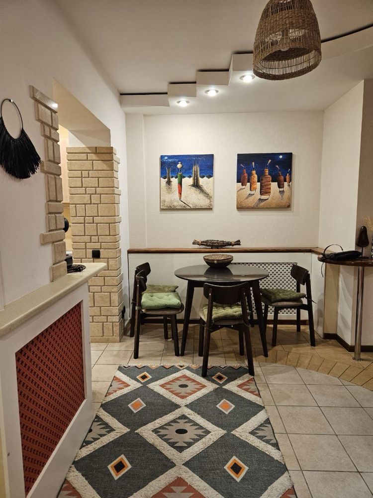 Сдается аренда люкс квартира, ЦУМ, Космонавтов/Luxury appartments rent