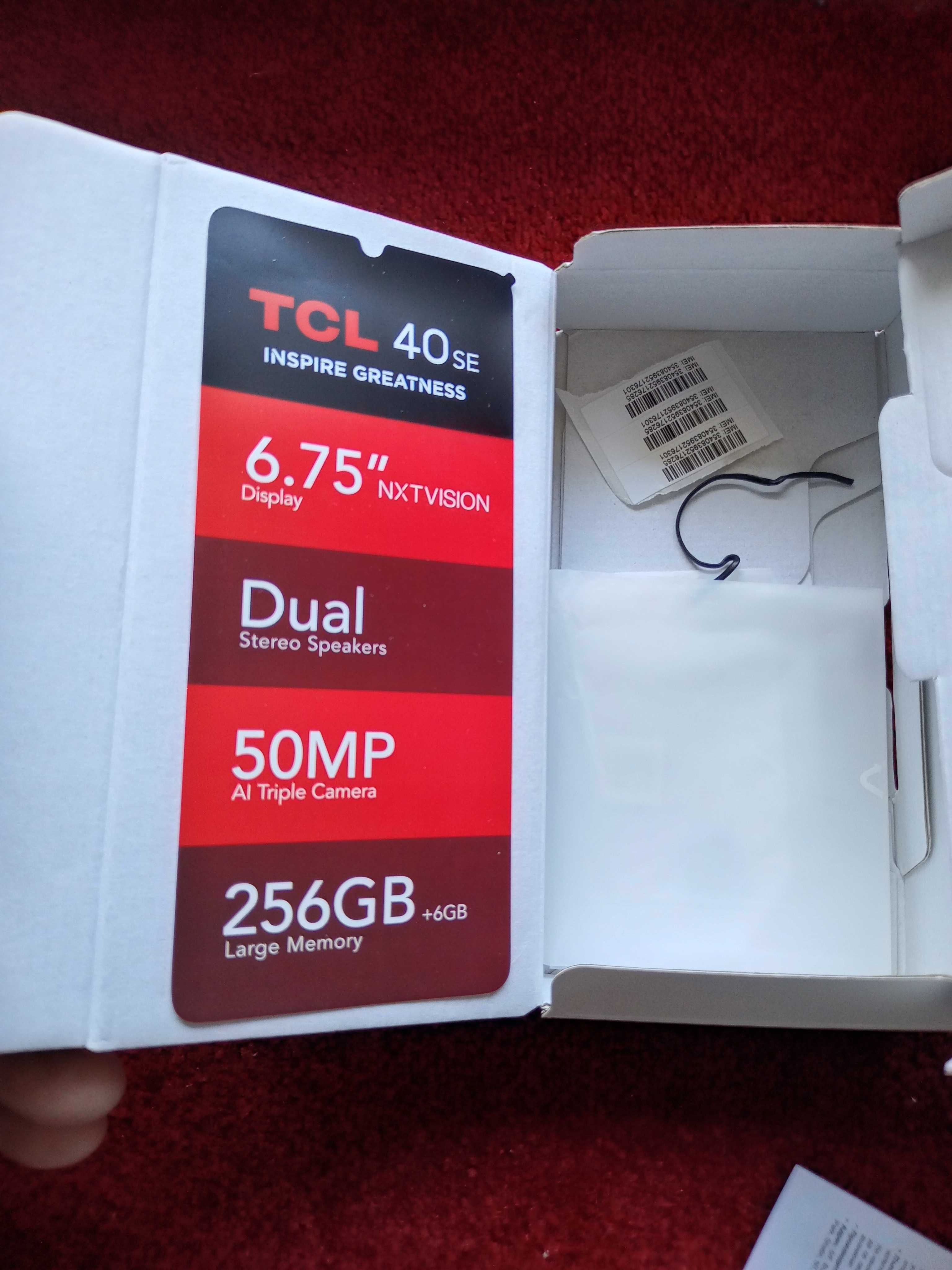 Смартфон TCL 40SE