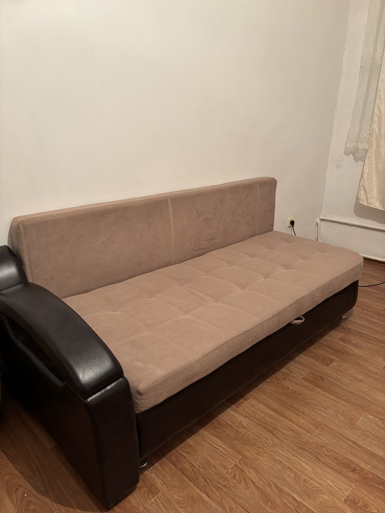 Продам диван писать на ватсап