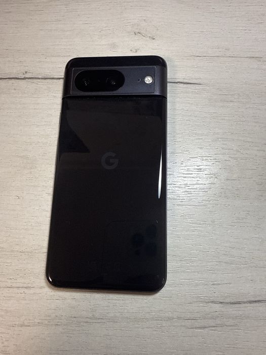 Google Pixel 8 128Gb ca Nou negru 70 cicluri incarcate