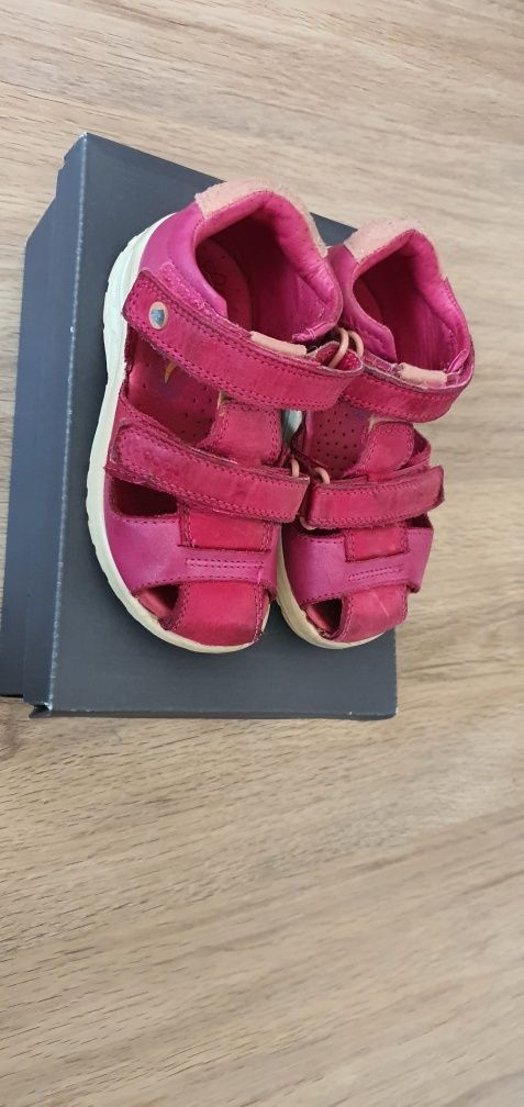 Vand sandale ecco marimea 23