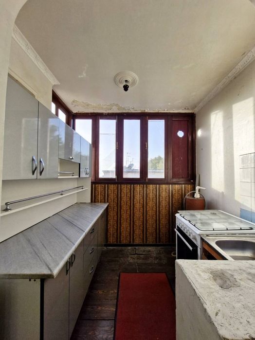 Срочно продается 4 комнатная квартира 4 этаже адрес старый Билайн