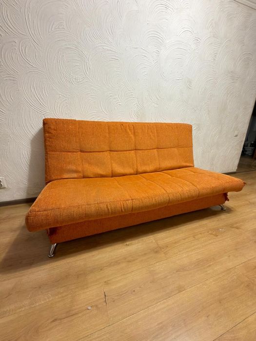 Продам большой диван