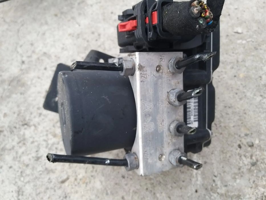 Pompa ABS cod: 6R0907379AB pentru Seat Ibiza 3 an 2010+