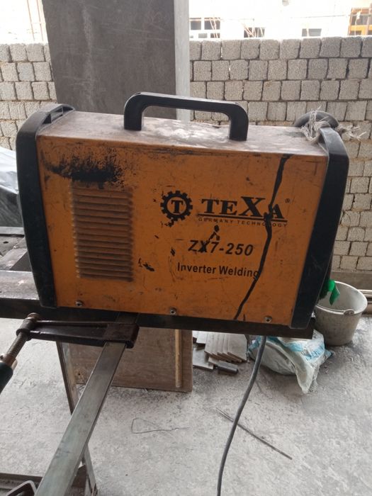 Продаю сварочный аппарат теха 250 в рабочем  состоянии