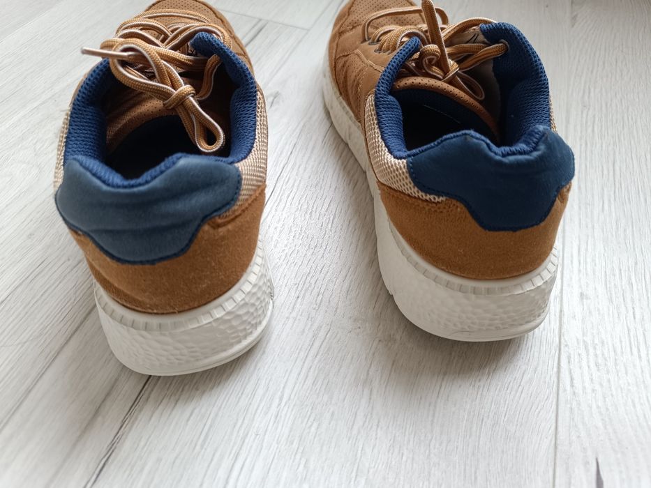 Мъжки спортни обувки