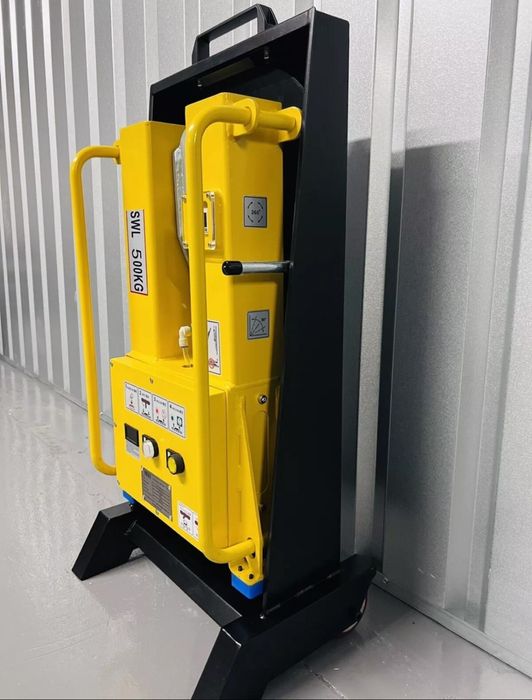 Dispozitiv de manipulare/montare