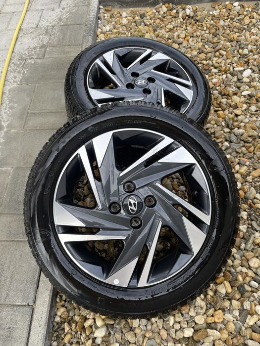 Jante Hyundai i20,i10,Bayon R16 Originale+ anvelope iarna