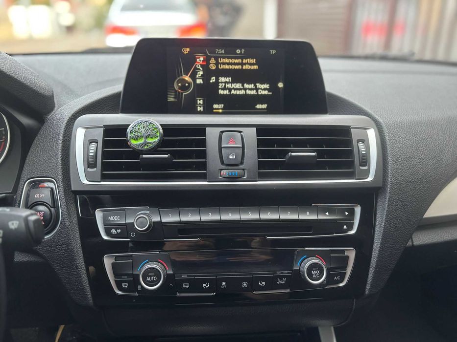 BMW Seria 1 - 116d 116 cp, 2016