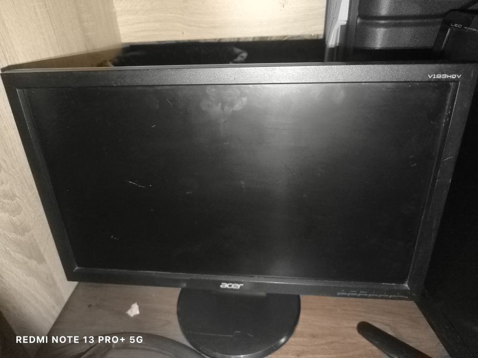 Монитор Асер почти не пользовались рабочий