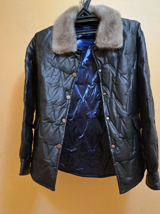 Новая куртка 48разм.мех норка натуральный
