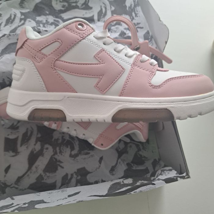 Off White Out of Office